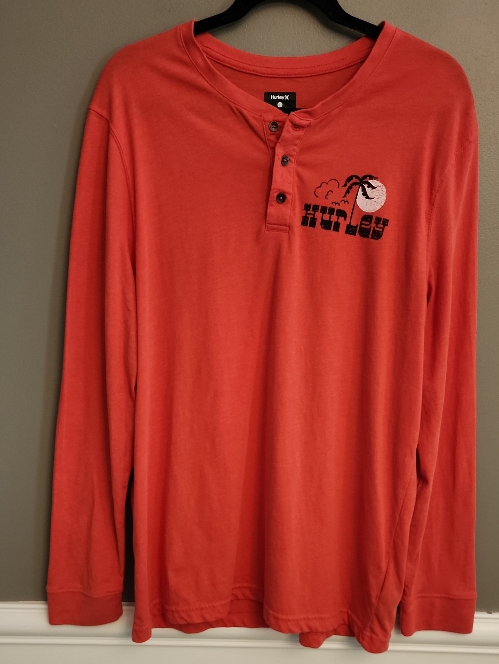 Hurley Men's Long Sleeve Henley Tee